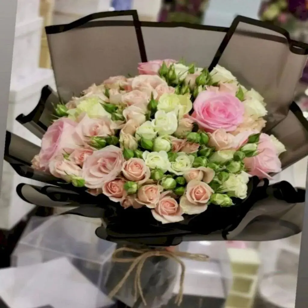 Mixed Rose Bouquet